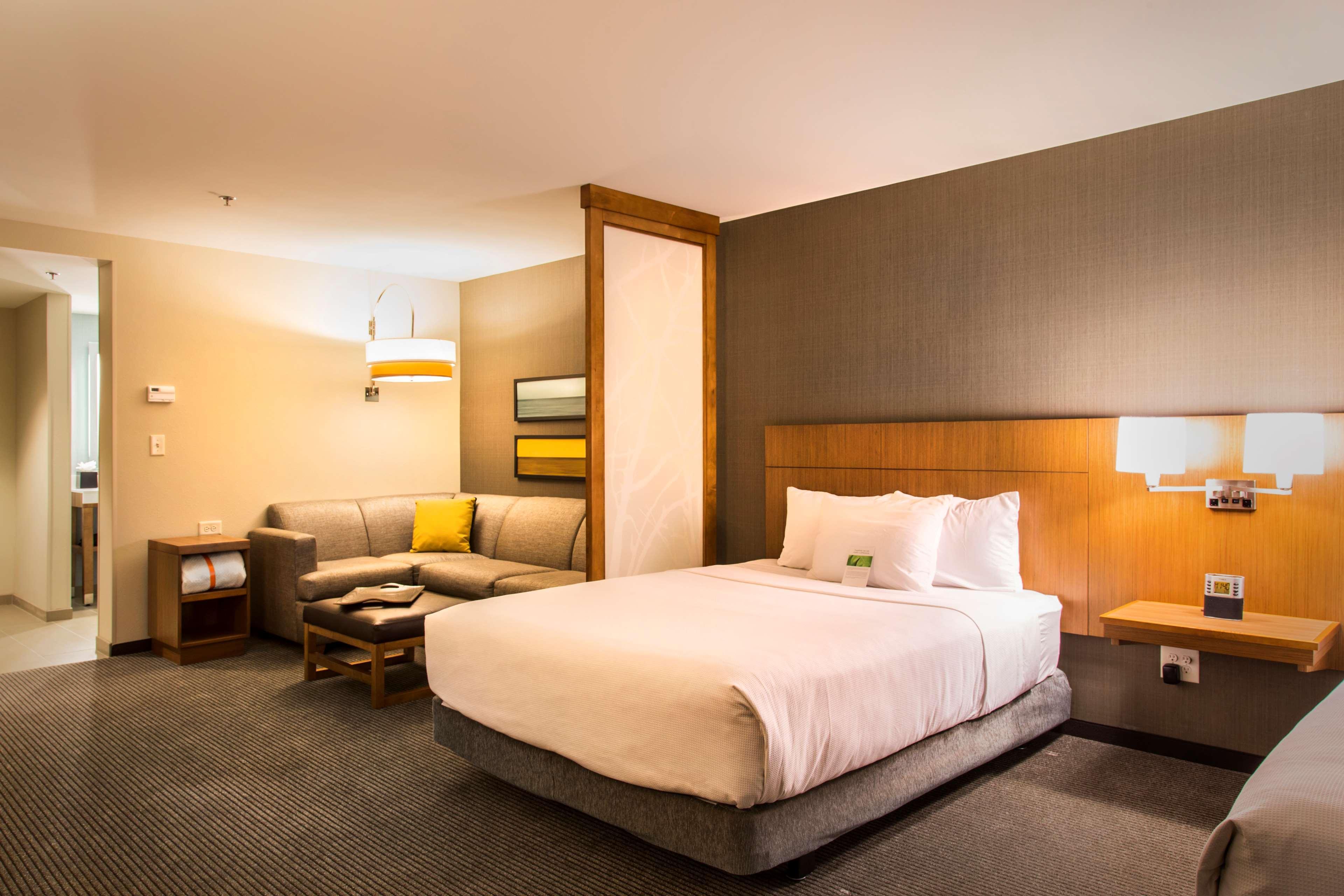 Hyatt Place Charlottesville Bagian luar foto